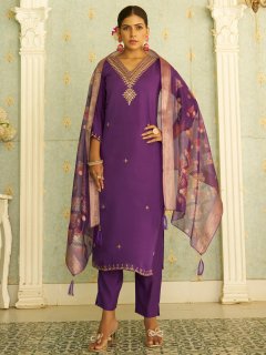Elegant Silk Blend Kurta Set with Beaded Embroidered Design & Organza Dupatta