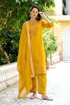 Women Kurta and Pant Sets Dupatta Viscose Rayon Silk Blend with Handwork