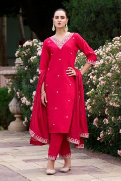 Women Kurta and Pant Sets Silk Blend Fabric