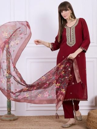 Elegant Silk Blend Kurta Set with Beaded Embroidered Design   Organza Dupatta