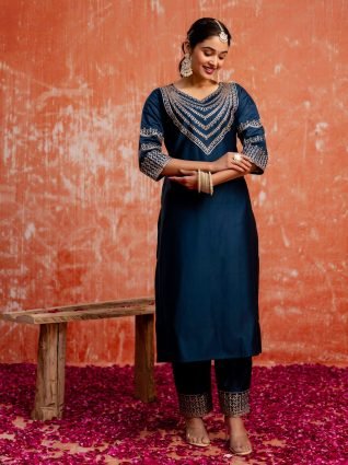 Teal Ethnic Motifs Embroidered Straight Kurta with Trousers   Dupatta