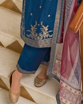 Viscose Self Jacquard Women Kurta and Trouser Duppata Set