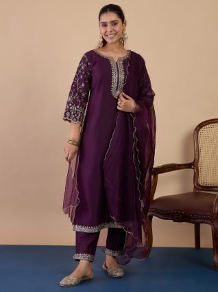 Wine Women s Designer Kurta Pant Set Premium Pattern Collection