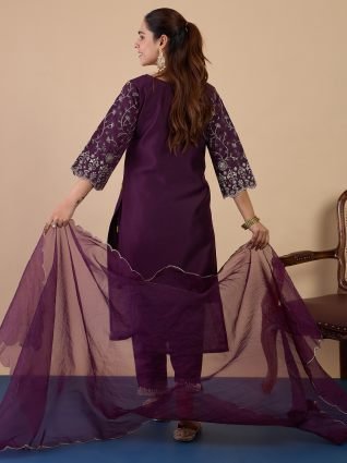 Wine Women s Designer Kurta Pant Set Premium Pattern Collection