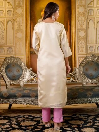 Women Embroidered Silk Blend Straight Kurta