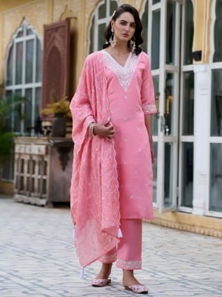Women Kurta and Pant Sets Silk Blend Fabric