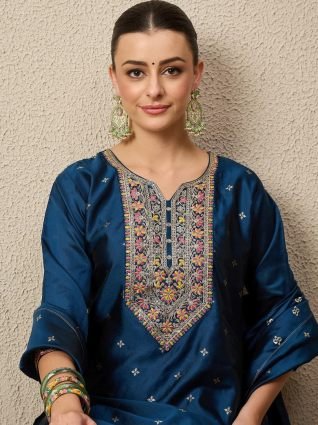 Women Teal Yoke Design Silk Blend Straight Suit With Dupatta